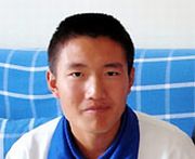 Elev chinez exmatriculat pentru credinta crestina