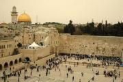 IERUSALIM: Zidul Plângerii  redeschis pentru rugăciuni